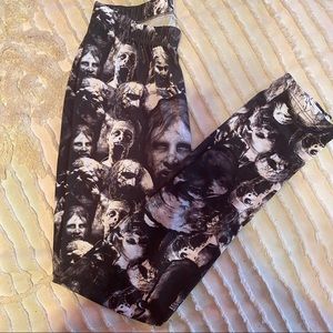 Her Universe Walking Dead Leggings Small NWOT